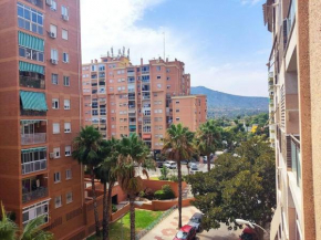 Brand NEW Appt near beach, train and airport